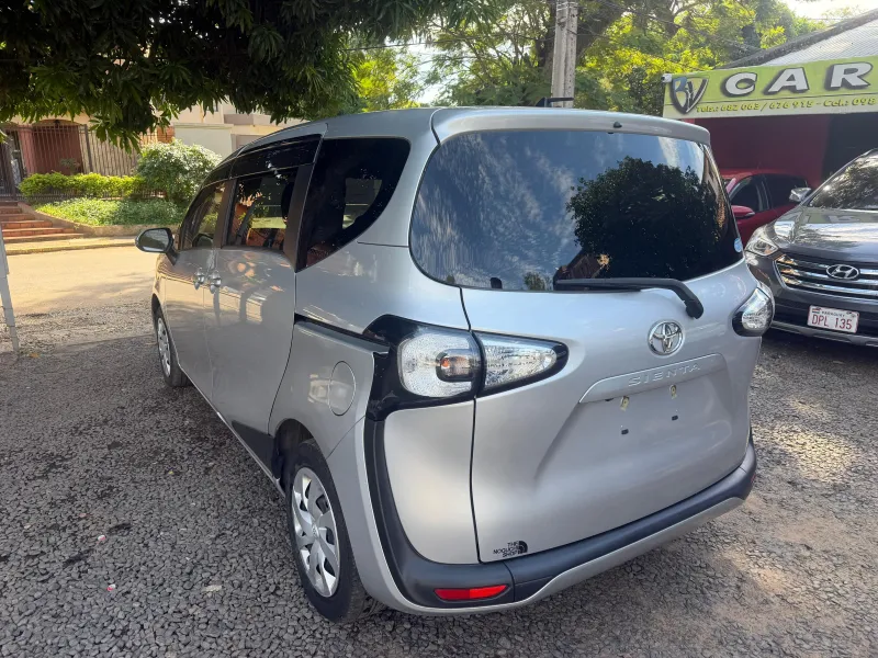 Vendo Toyota Sienta 2015 49.000Km Sin Uso en Paraguay - foto 5