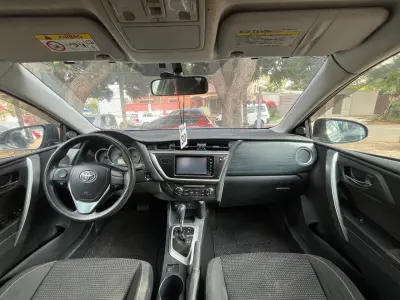Toyota Auris 2014 - Foto 2