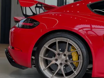 Porsche 718 CAYMAN GT4 2020 - Foto 3