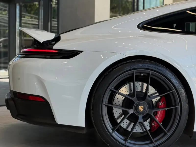 Porsche 911 CARRERA GTS 2025 - foto 2