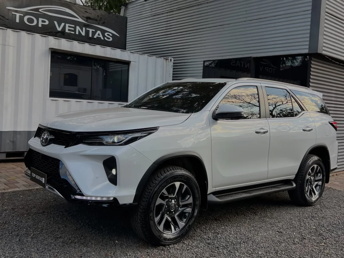 Toyota Fortuner Limited 2027