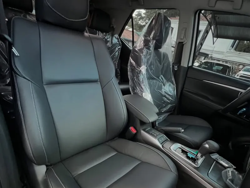 Toyota Fortuner Limited 2027 - foto 5