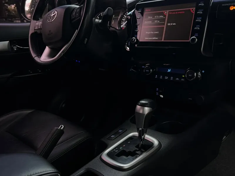 Toyota Hilux Limited 2021 - foto 6