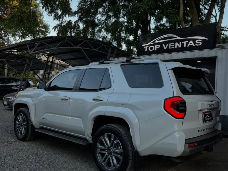 Toyota 4RUNNER Limited 2026 - foto 2