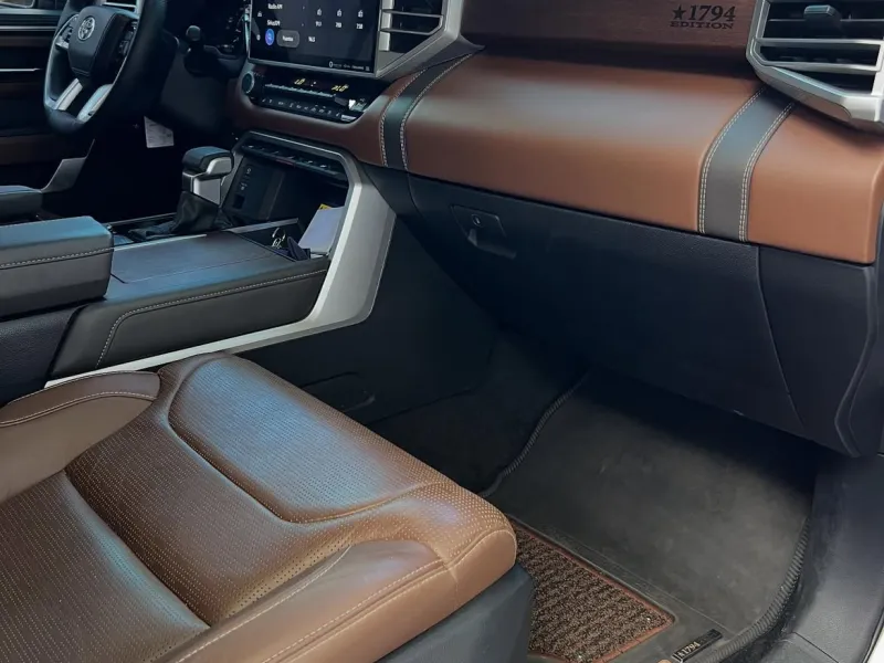Toyota Tundra 1794 Edition 2022 Híbrida 2022 - foto 7