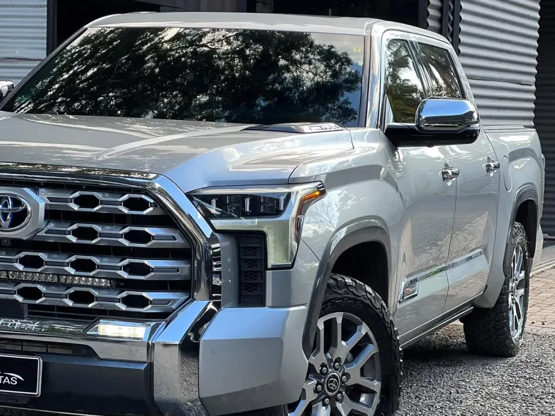 Toyota Tundra 1794 Edition 2022 Híbrida 2022 - foto 8