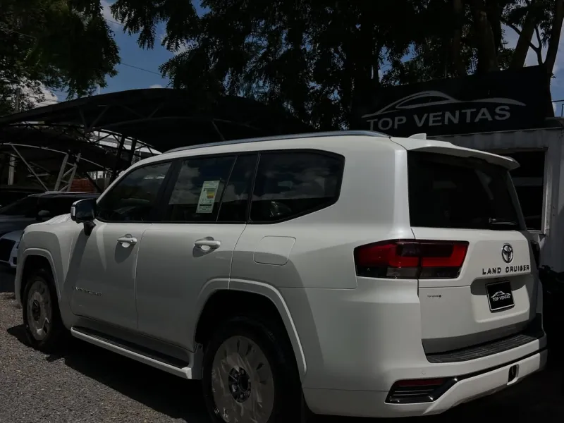 Toyota Land Cruiser GXR 2025 - foto 2