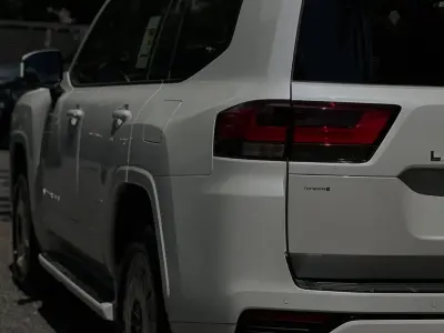Toyota Land Cruiser GXR 2025 - Foto 7