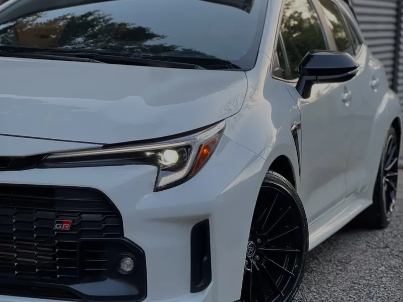 Toyota Corolla GR 2023 - foto 9