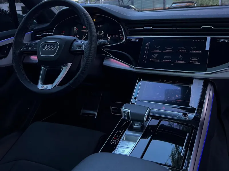 Audi Q7 S Line 2025 - foto 4