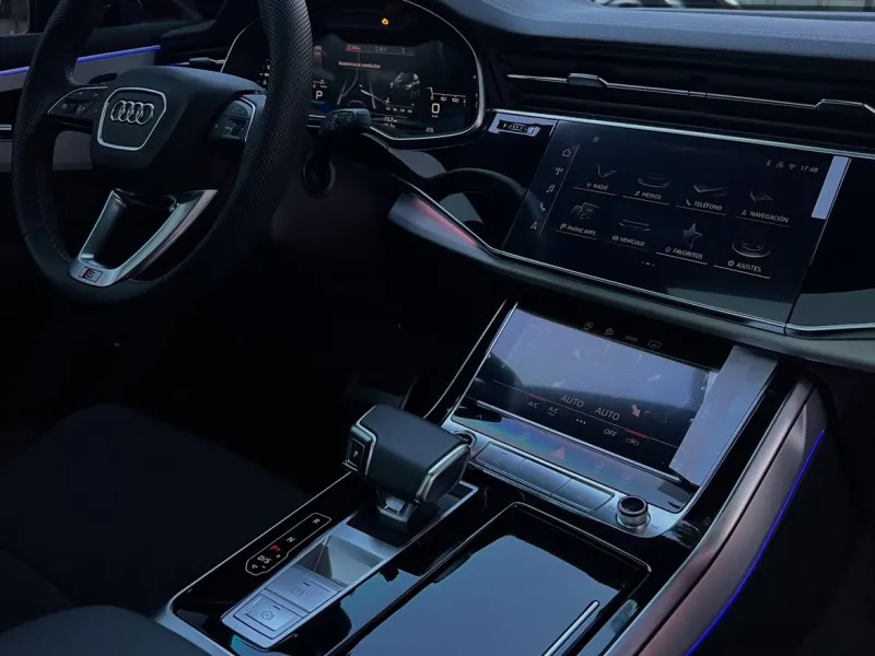 Audi Q7 S Line 2025 - foto 6