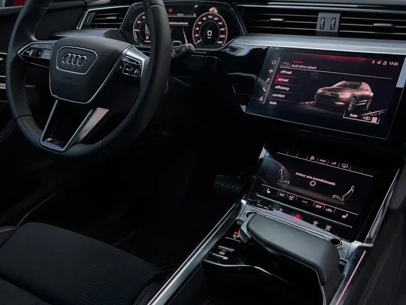 Audi e-tron 55 S Line 2022 - foto 3