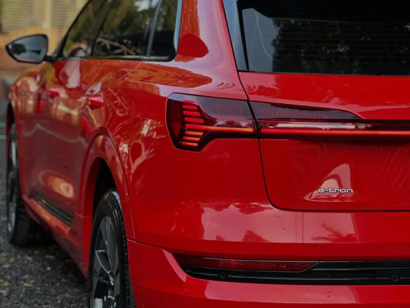 Audi e-tron 55 S Line 2022 - foto 5