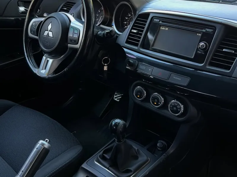 Mitsubishi Lancer Evolution X 2014 - foto 4