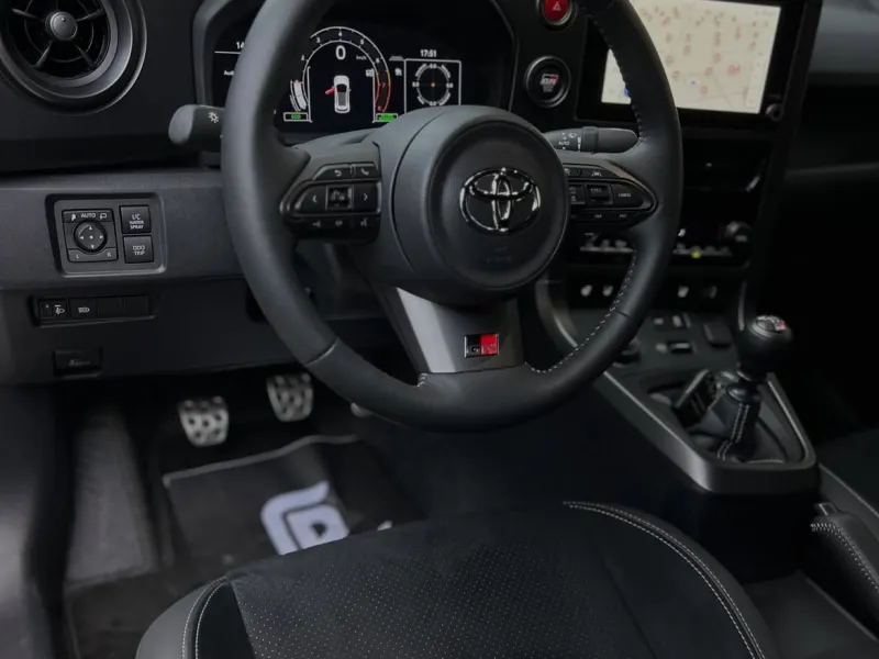 Toyota New Yaris GR 2026 - foto 5