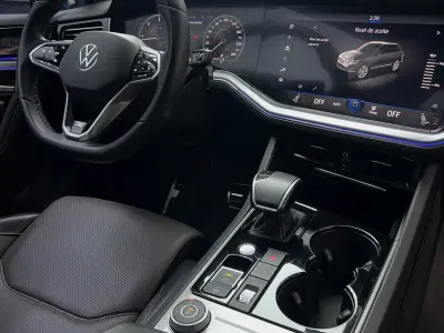 Volkswagen Touareg R-Line 2022 - Foto 7