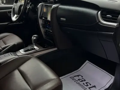 Toyota Fortuner SRV 2018 - Foto 4