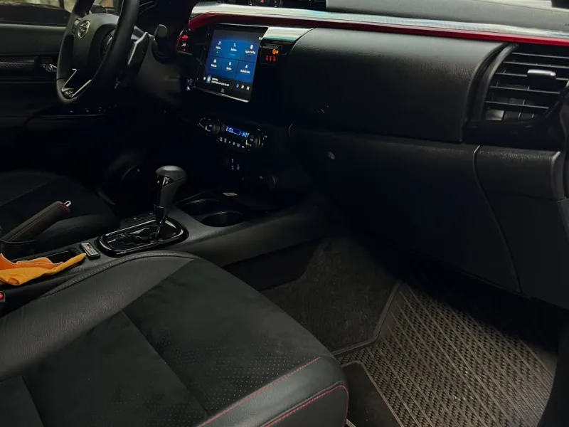 Toyota Hilux 2026 - foto 8