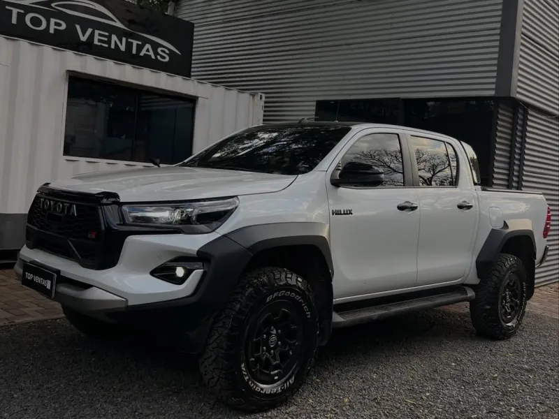 Toyota Hilux 2026 - foto 1