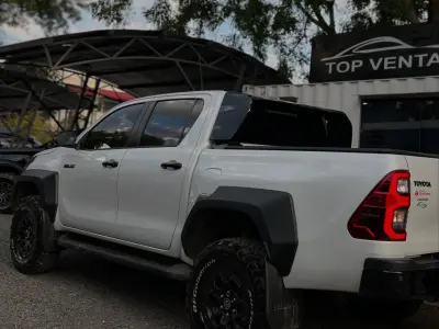 Toyota Hilux 2026 - Foto 3