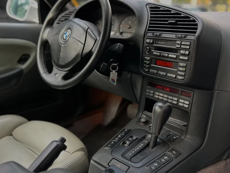 BMW M3 Convertible 1998 - foto 5