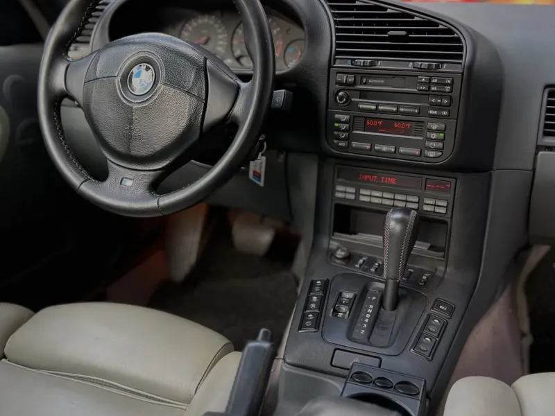 BMW M3 Convertible 1998 - foto 7