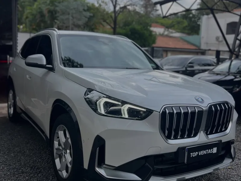 BMW X1 xDrive25e 2024 - foto 3