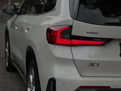 BMW X1 xDrive25e 2024 - Foto 10