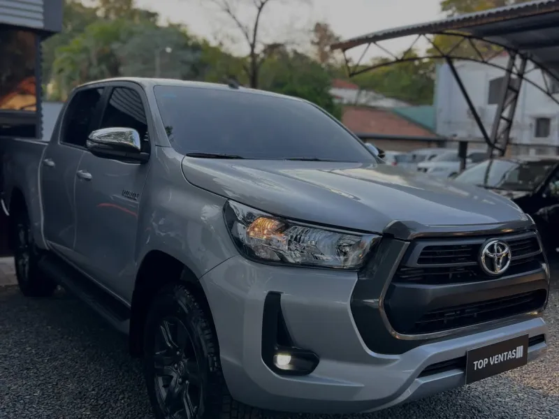 Toyota Hilux 2027 - foto 3
