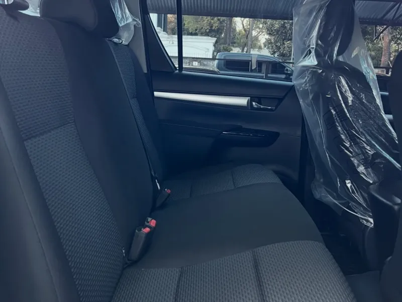 Toyota Hilux 2027 - foto 7