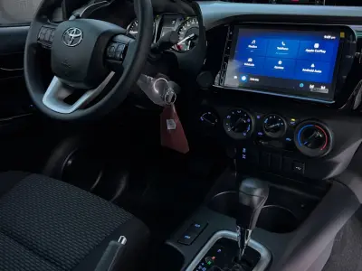 Toyota Hilux 2027 - Foto 8
