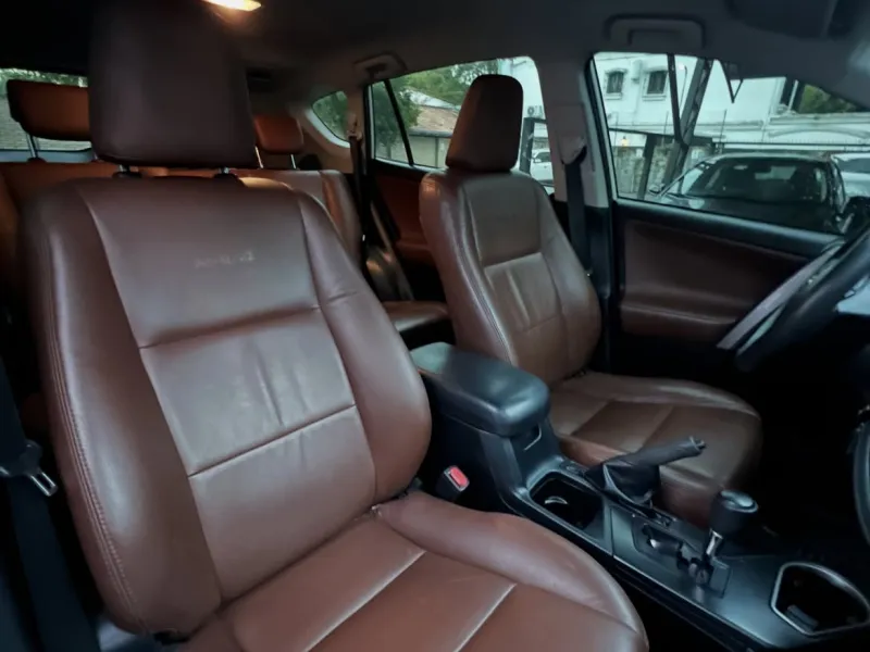 Toyota RAV4 2019 - foto 5