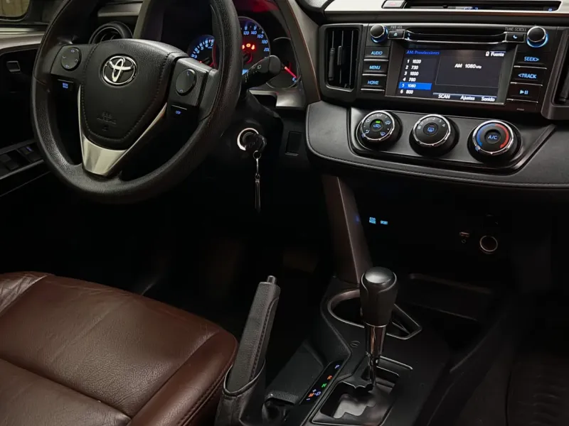 Toyota RAV4 2019 - foto 7
