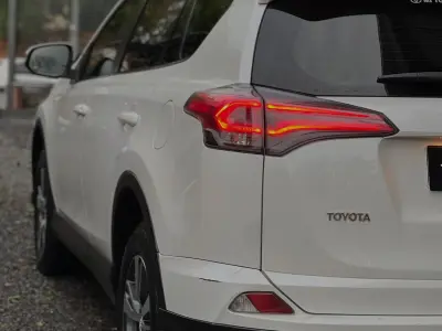 Toyota RAV4 2019 - Foto 9